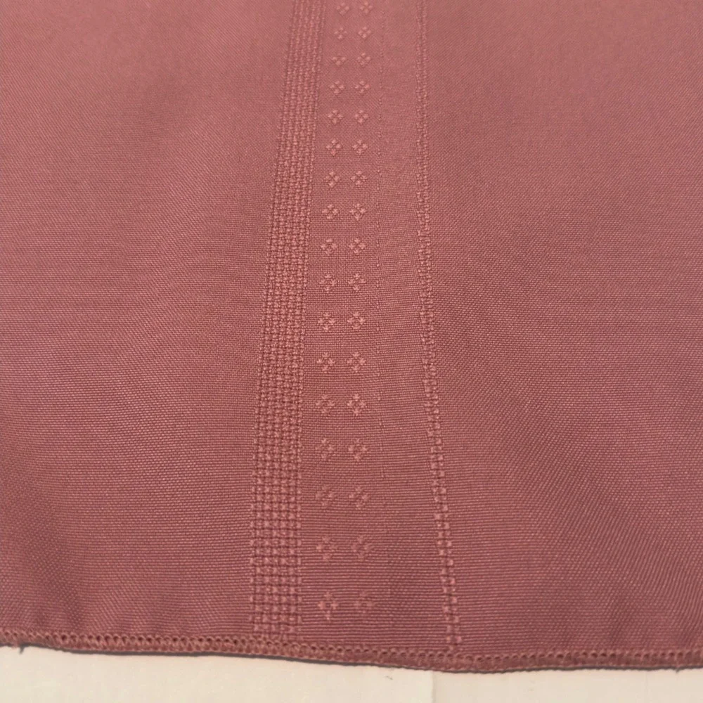 Vintage Tablecloth Jacquard Woven 60x100 Mauve Pink Formal Cottagecore Grandma